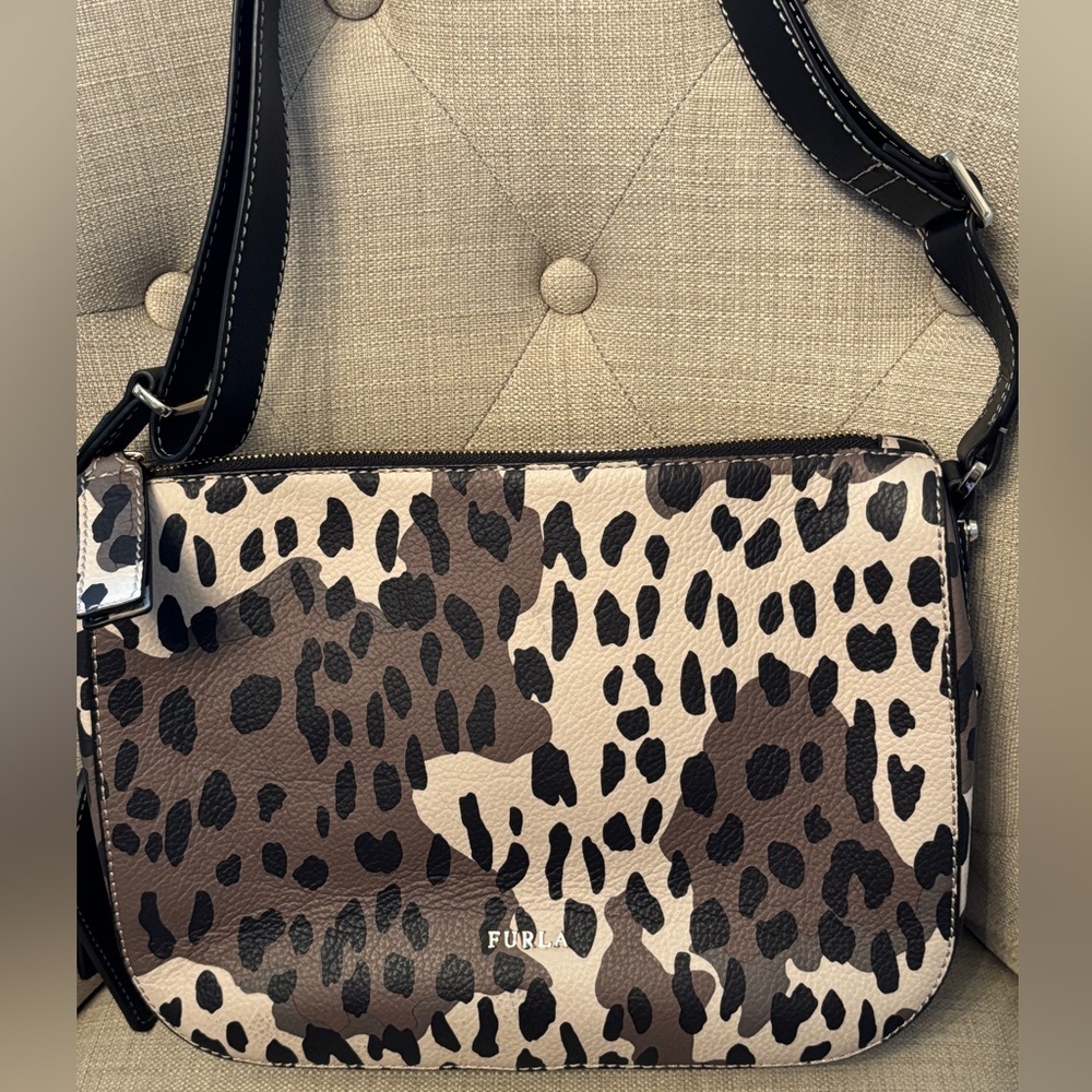 🍀Furla Emma Medium Leather Crossbody shoulder Bag -Toni Safari NEVER USED